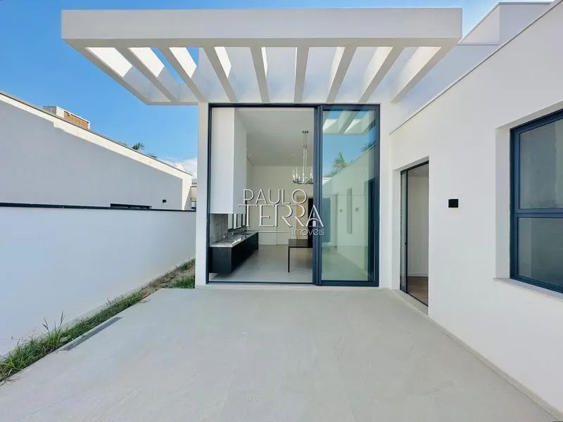 Casa térrea nova, 3 suítes e piscina - Condomínio Taubaté Village: 5ª foto da galeria de imagens do imóvel