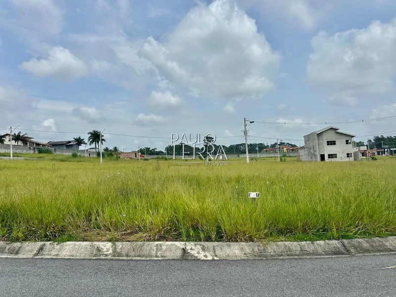 Terreno plano a venda no Condomínio Colinas do Sol em Tremembé SP: 1ª foto da galeria de imagens do imóvel