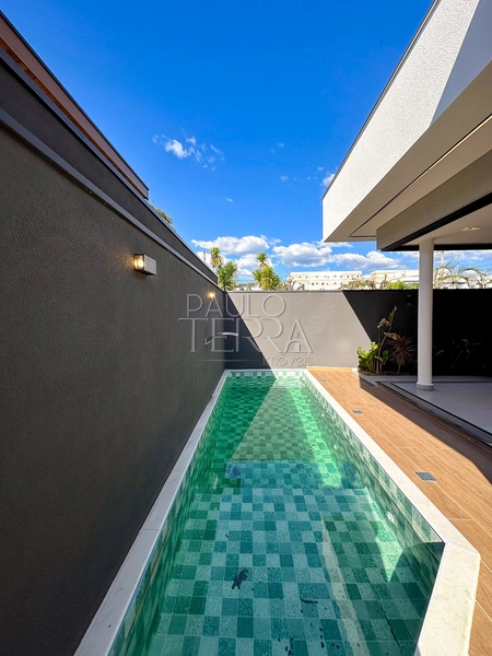Casa térrea nova à venda no Condomínio Verdes Vales em Taubaté | 3 suítes, área gourmet integrada e piscina: 59ª foto da galeria de imagens do imóvel
