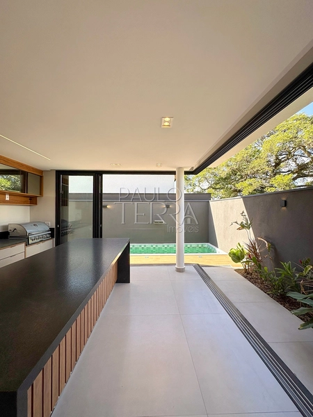 Casa térrea nova à venda no Condomínio Verdes Vales em Taubaté | 3 suítes, área gourmet integrada e piscina: 10ª foto da galeria de imagens do imóvel