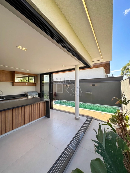 Casa térrea nova à venda no Condomínio Verdes Vales em Taubaté | 3 suítes, área gourmet integrada e piscina: 11ª foto da galeria de imagens do imóvel