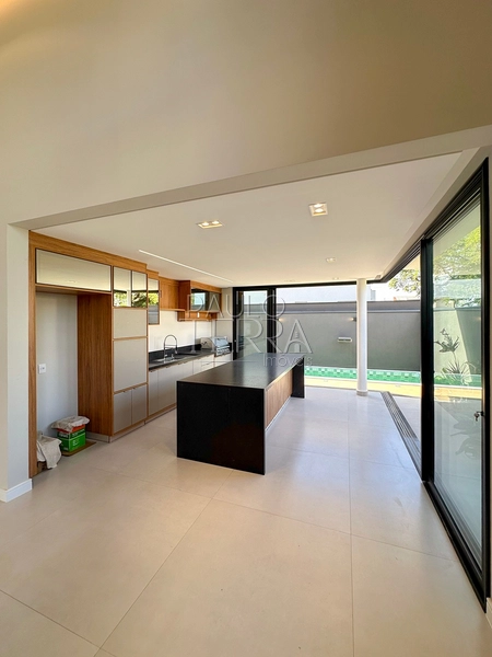 Casa térrea nova à venda no Condomínio Verdes Vales em Taubaté | 3 suítes, área gourmet integrada e piscina: 8ª foto da galeria de imagens do imóvel