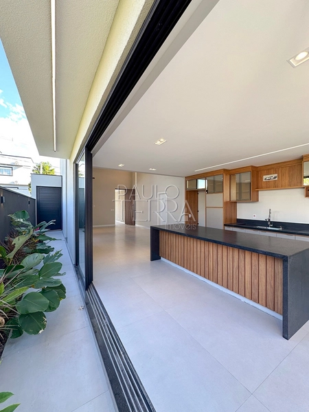 Casa térrea nova à venda no Condomínio Verdes Vales em Taubaté | 3 suítes, área gourmet integrada e piscina: 24ª foto da galeria de imagens do imóvel