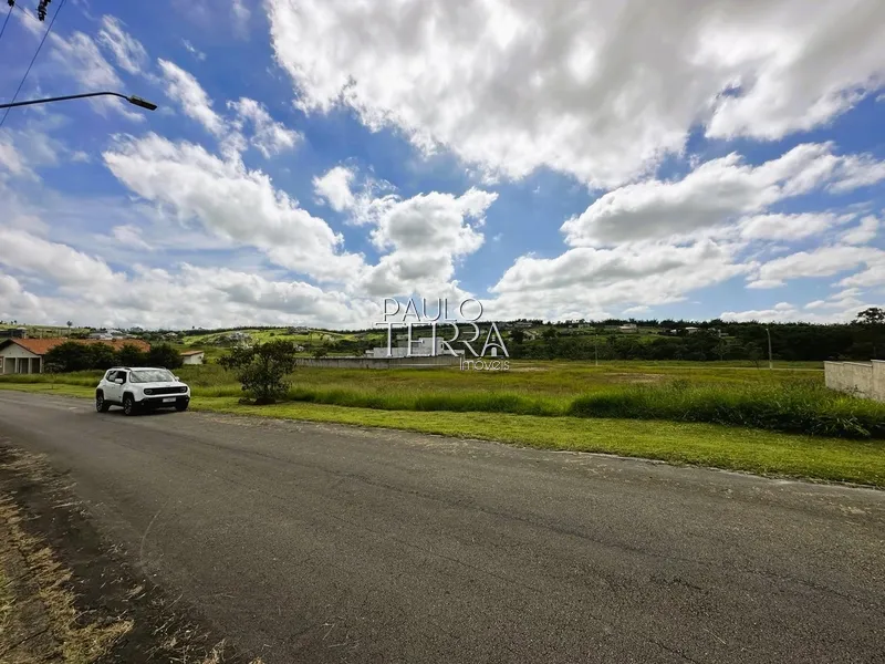Terreno 1000 m2 no condomínio Village da Serra em Tremembé SP: 3ª foto da galeria de imagens do imóvel