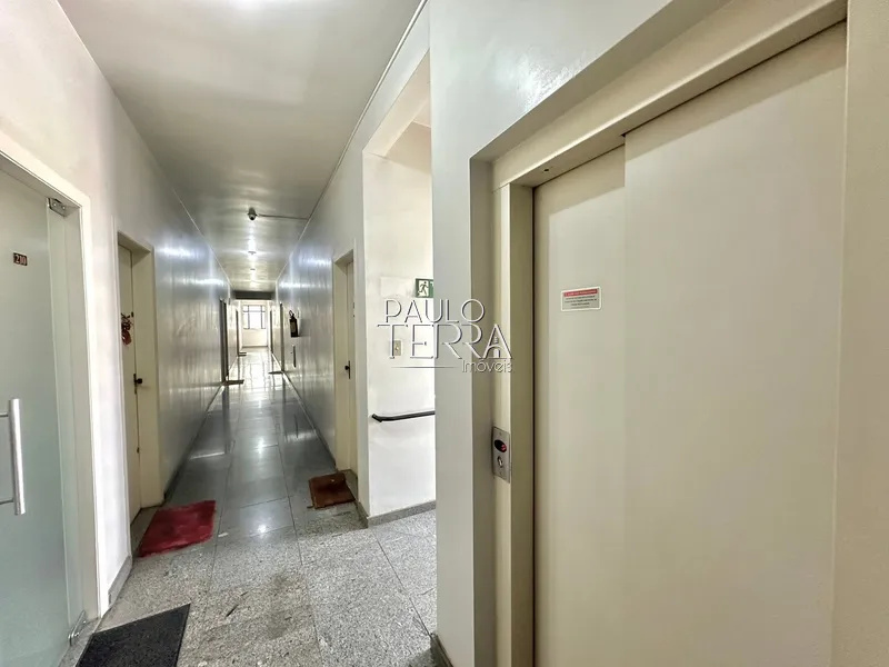 Sala comercial com elevador e recepção, no Centro de Taubaté SP: 11ª foto da galeria de imagens do imóvel