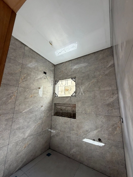 Casa em condomínio fechado à venda em Taubaté | Térrea, semi mobiliada, área gourmet e suíte com closet no Recanto Tropical: 8ª foto da galeria de imagens do imóvel