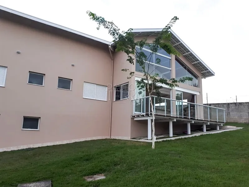 Casa 4 suítes e quintal grande no Condomínio Village da Serra - Tremembé SP: 2ª foto da galeria de imagens do imóvel