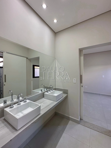 Casa à Venda no Condomínio Ouroville Taubaté | 3 Dormitórios, Escritório, Área Gourmet e Quintal Amplo: 37ª foto da galeria de imagens do imóvel