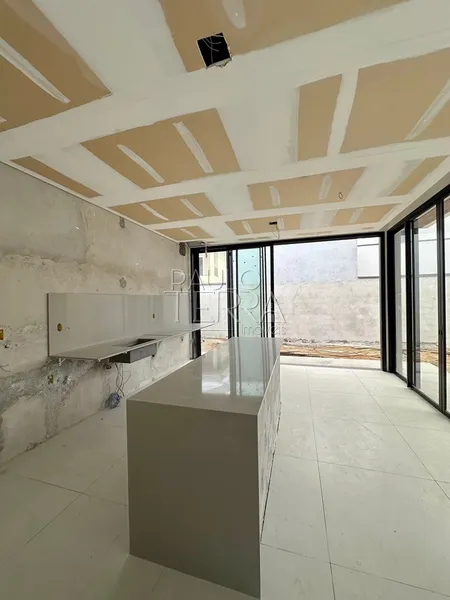 Sobrado à venda no Condomínio Ouroville em Taubaté | 4 suítes, piscina, área gourmet e vista para a Serra da Mantiqueira.: 49ª foto da galeria de imagens do imóvel