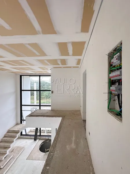 Sobrado à venda no Condomínio Ouroville em Taubaté | 4 suítes, piscina, área gourmet e vista para a Serra da Mantiqueira.: 25ª foto da galeria de imagens do imóvel