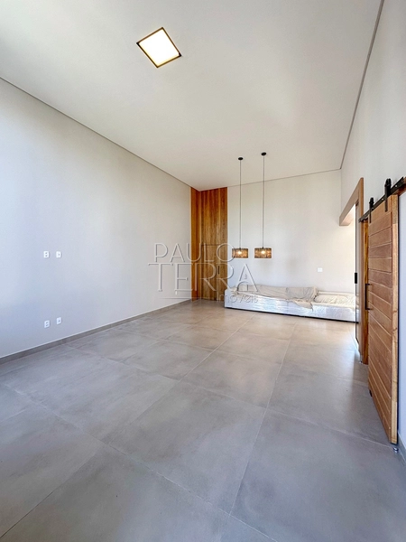 Casa térrea com 3 suítes, escritório, piscina e planejados | Condomínio Pérola do Vale em Tremembé: 32ª foto da galeria de imagens do imóvel