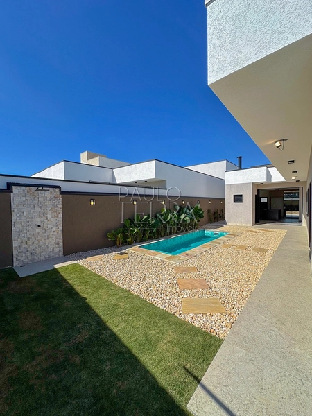 Casa térrea com 3 suítes, escritório, piscina e planejados | Condomínio Pérola do Vale em Tremembé: 12ª foto da galeria de imagens do imóvel