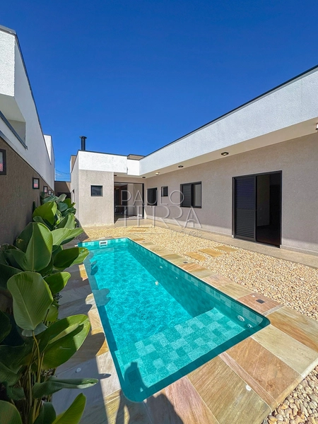 Casa térrea com 3 suítes, escritório, piscina e planejados | Condomínio Pérola do Vale em Tremembé: 5ª foto da galeria de imagens do imóvel