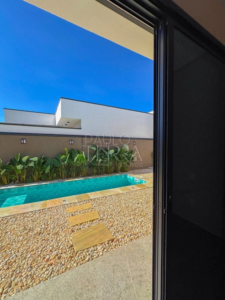 Casa térrea com 3 suítes, escritório, piscina e planejados | Condomínio Pérola do Vale em Tremembé: 40ª foto da galeria de imagens do imóvel