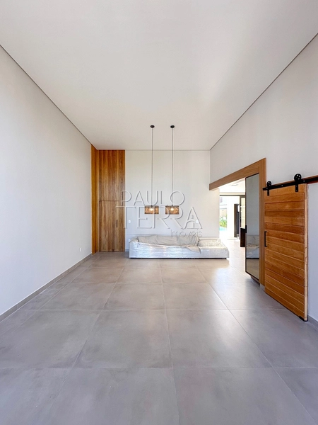 Casa térrea com 3 suítes, escritório, piscina e planejados | Condomínio Pérola do Vale em Tremembé: 33ª foto da galeria de imagens do imóvel