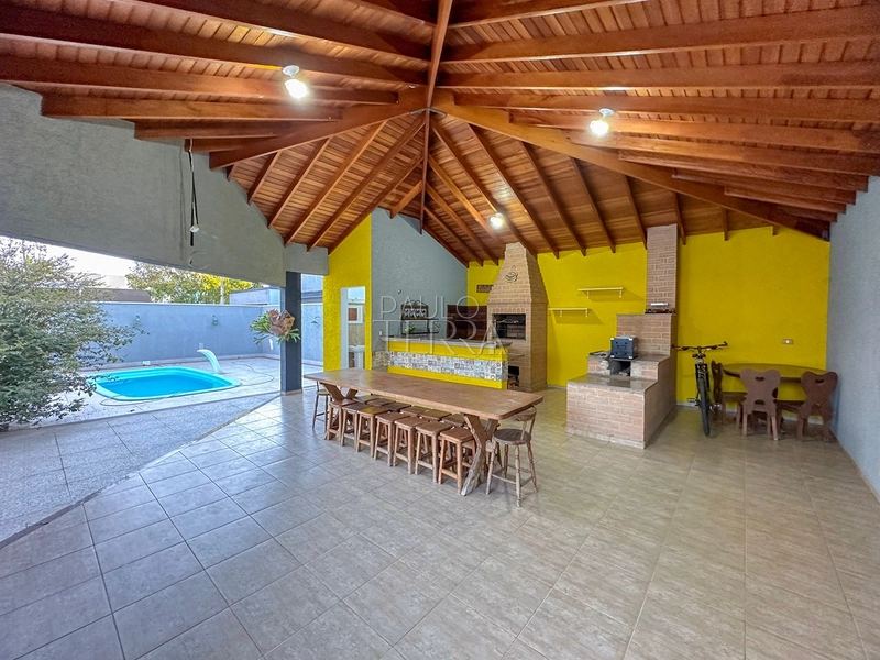 Casa à Venda no Condomínio Campos do Conde Versailles em Tremembé | 2 lotes | 3 Suítes | Piscina | Área Gourmet: 2ª foto da galeria de imagens do imóvel