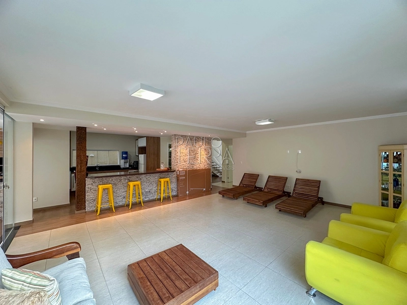 Casa à Venda no Condomínio Campos do Conde Versailles em Tremembé | 2 lotes | 3 Suítes | Piscina | Área Gourmet: 17ª foto da galeria de imagens do imóvel
