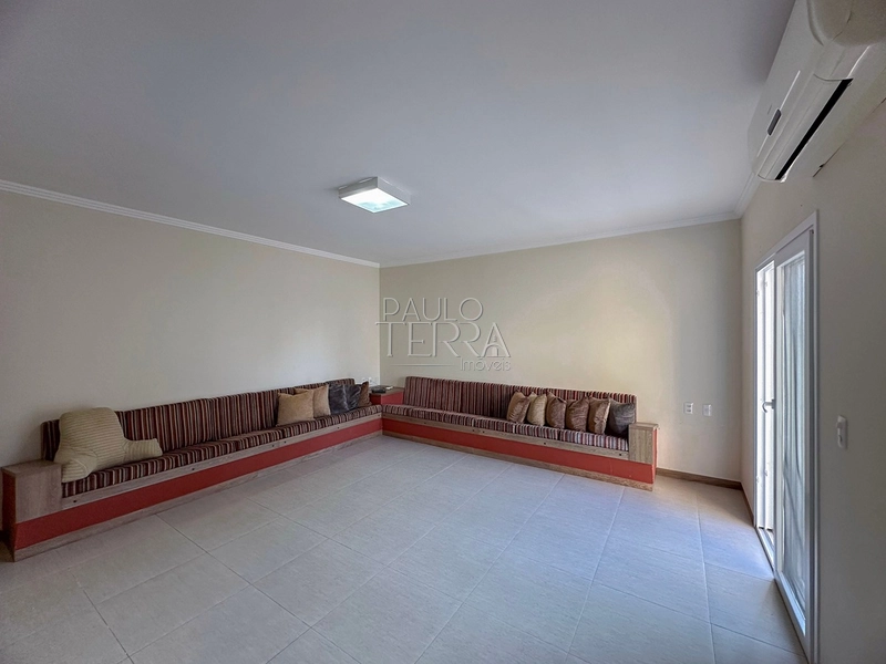 Casa à Venda no Condomínio Campos do Conde Versailles em Tremembé | 2 lotes | 3 Suítes | Piscina | Área Gourmet: 53ª foto da galeria de imagens do imóvel