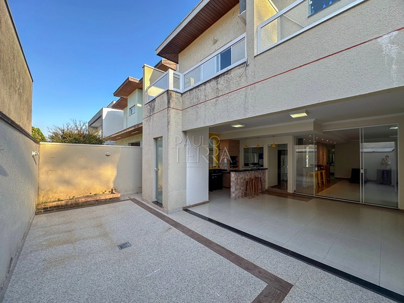 Casa à Venda no Condomínio Campos do Conde Versailles em Tremembé | 2 lotes | 3 Suítes | Piscina | Área Gourmet: 29ª foto da galeria de imagens do imóvel