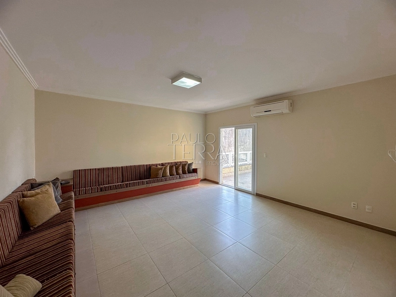 Casa à Venda no Condomínio Campos do Conde Versailles em Tremembé | 2 lotes | 3 Suítes | Piscina | Área Gourmet: 54ª foto da galeria de imagens do imóvel