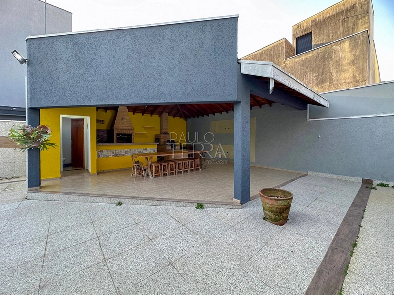 Casa à Venda no Condomínio Campos do Conde Versailles em Tremembé | 2 lotes | 3 Suítes | Piscina | Área Gourmet: 14ª foto da galeria de imagens do imóvel