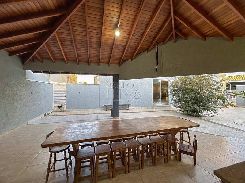 Casa à Venda no Condomínio Campos do Conde Versailles em Tremembé | 2 lotes | 3 Suítes | Piscina | Área Gourmet: 16ª foto da galeria de imagens do imóvel