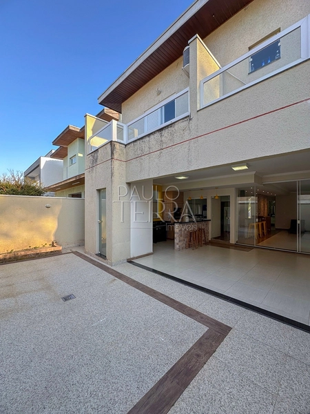 Casa à Venda no Condomínio Campos do Conde Versailles em Tremembé | 2 lotes | 3 Suítes | Piscina | Área Gourmet: 81ª foto da galeria de imagens do imóvel