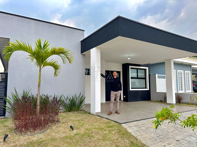 Casa em condomínio fechado em Tremembé por menos de R$ 1 milhão, com escritório, quintal para piscina e excelente padrão de acabamento.: 2ª foto da galeria de imagens do imóvel