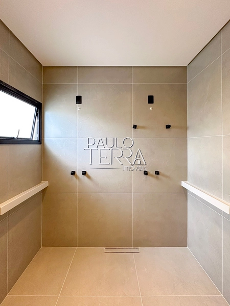 Casa nova com 3 suítes e piscina. Condomínio fechado em Tremembé SP: 45ª foto da galeria de imagens do imóvel