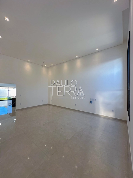 Casa térrea com quintal grande Condomínio Quinta das Palmeiras Taubaté: 6ª foto da galeria de imagens do imóvel