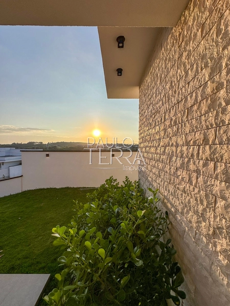 Casa térrea com quintal grande Condomínio Quinta das Palmeiras Taubaté: 3ª foto da galeria de imagens do imóvel