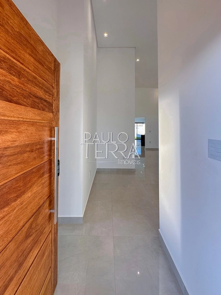 Casa térrea com quintal grande Condomínio Quinta das Palmeiras Taubaté: 4ª foto da galeria de imagens do imóvel