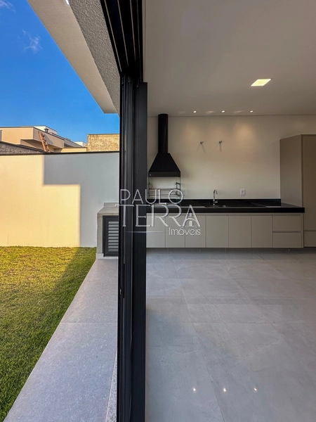 Casa térrea com quintal grande Condomínio Quinta das Palmeiras Taubaté: 21ª foto da galeria de imagens do imóvel