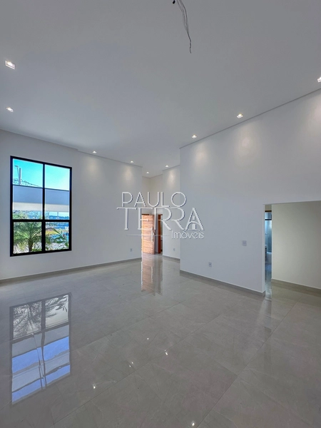 Casa térrea com quintal grande Condomínio Quinta das Palmeiras Taubaté: 34ª foto da galeria de imagens do imóvel