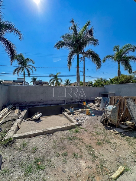 Sobrado novo no Condomínio Taubaté Village | 4 suítes, Piscina Aquecida e Área Gourmet | Alto Padrão - Taubaté SP: 15ª foto da galeria de imagens do imóvel