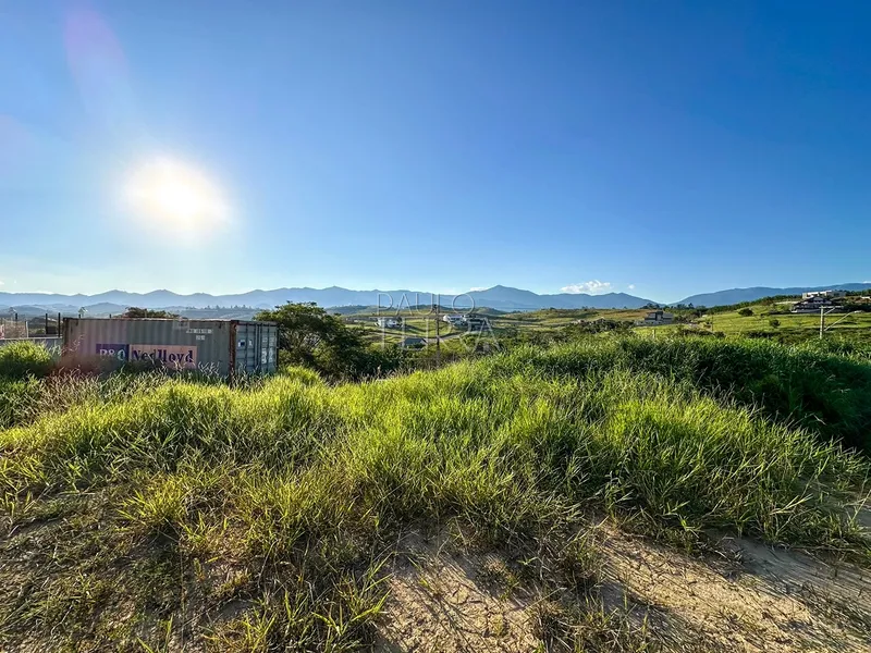 Terreno à Venda no Condomínio Village da Serra – Tremembé/SP | Vista Livre e Permanente: 4ª foto da galeria de imagens do imóvel