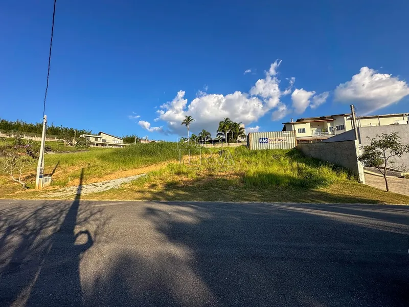 Terreno à Venda no Condomínio Village da Serra – Tremembé/SP | Vista Livre e Permanente: 5ª foto da galeria de imagens do imóvel