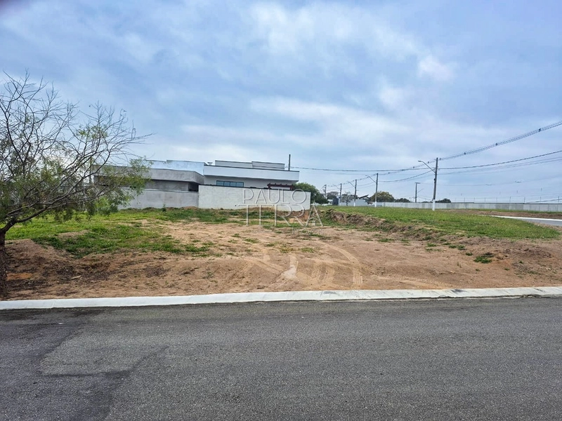 Terreno à Venda no Condomínio Barão de Tremembé | 250m² Plano com Vista para a Serra da Mantiqueira: 2ª foto da galeria de imagens do imóvel