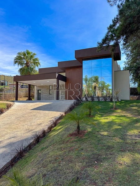 Casa Térrea Nova à Venda no Condomínio Chácaras Cataguá Taubaté | 3 Suítes, Escritório, Piscina com Spa e Terreno de 1.874m²: 84ª foto da galeria de imagens do imóvel