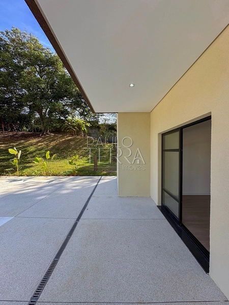 Casa Térrea Nova à Venda no Condomínio Chácaras Cataguá Taubaté | 3 Suítes, Escritório, Piscina com Spa e Terreno de 1.874m²: 75ª foto da galeria de imagens do imóvel