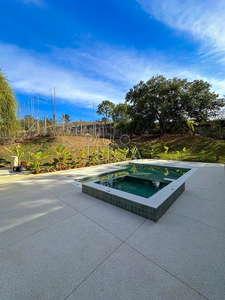 Casa Térrea Nova à Venda no Condomínio Chácaras Cataguá Taubaté | 3 Suítes, Escritório, Piscina com Spa e Terreno de 1.874m²: 21ª foto da galeria de imagens do imóvel
