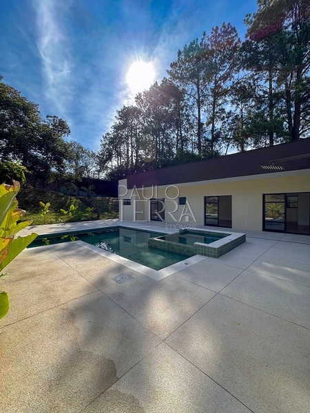 Casa Térrea Nova à Venda no Condomínio Chácaras Cataguá Taubaté | 3 Suítes, Escritório, Piscina com Spa e Terreno de 1.874m²: 79ª foto da galeria de imagens do imóvel