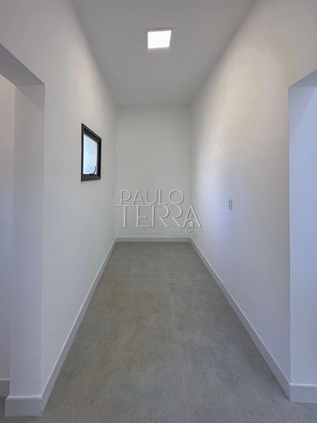 Casa Térrea Nova à Venda no Condomínio Chácaras Cataguá Taubaté | 3 Suítes, Escritório, Piscina com Spa e Terreno de 1.874m²: 45ª foto da galeria de imagens do imóvel