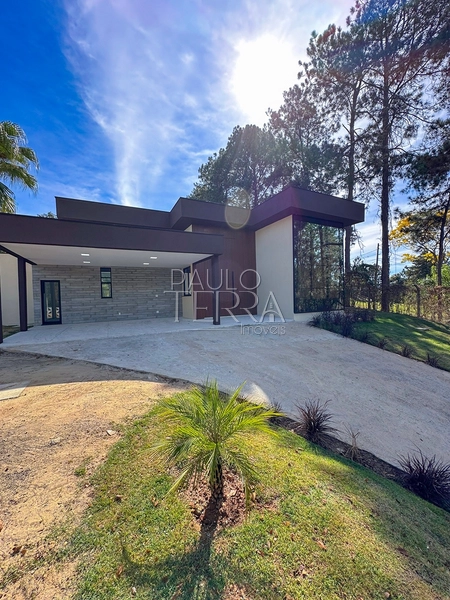 Casa Térrea Nova à Venda no Condomínio Chácaras Cataguá Taubaté | 3 Suítes, Escritório, Piscina com Spa e Terreno de 1.874m²: 89ª foto da galeria de imagens do imóvel