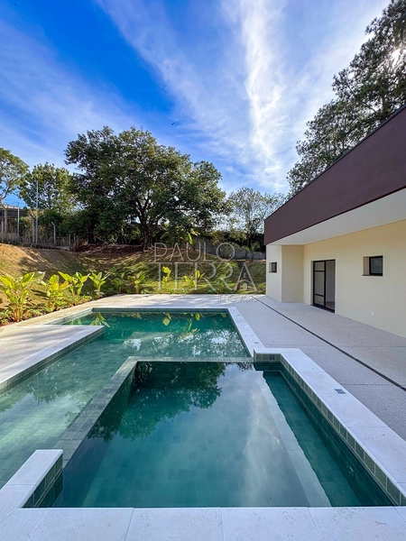 Casa Térrea Nova à Venda no Condomínio Chácaras Cataguá Taubaté | 3 Suítes, Escritório, Piscina com Spa e Terreno de 1.874m²: 23ª foto da galeria de imagens do imóvel