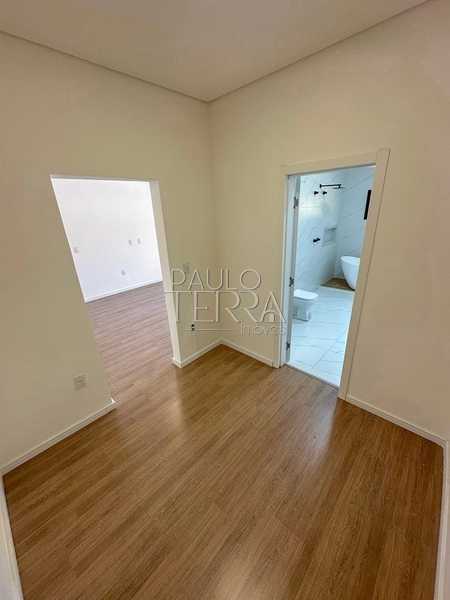 Casa Térrea Nova à Venda no Condomínio Chácaras Cataguá Taubaté | 3 Suítes, Escritório, Piscina com Spa e Terreno de 1.874m²: 70ª foto da galeria de imagens do imóvel