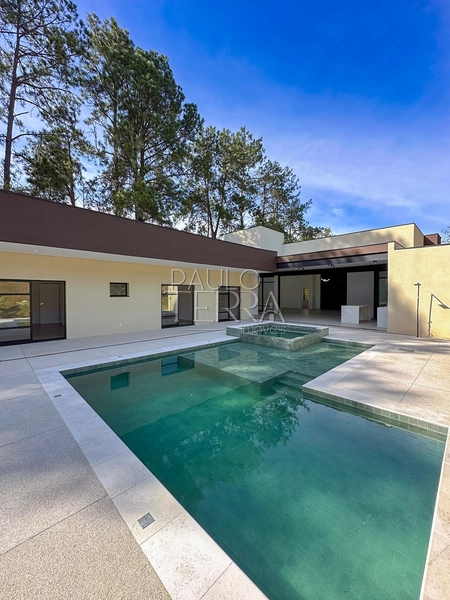 Casa Térrea Nova à Venda no Condomínio Chácaras Cataguá Taubaté | 3 Suítes, Escritório, Piscina com Spa e Terreno de 1.874m²: 35ª foto da galeria de imagens do imóvel