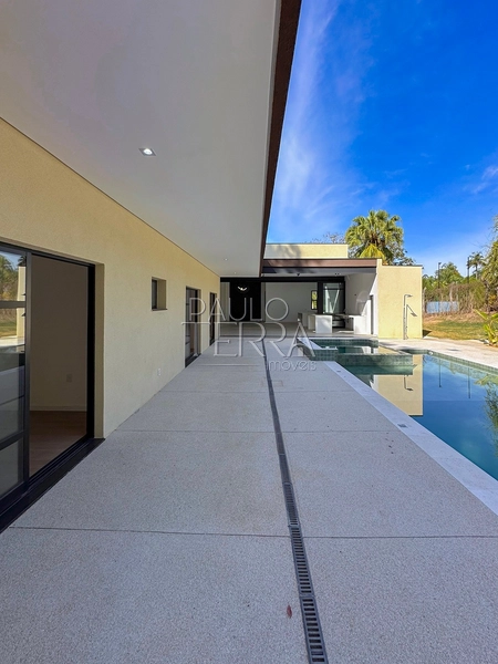 Casa Térrea Nova à Venda no Condomínio Chácaras Cataguá Taubaté | 3 Suítes, Escritório, Piscina com Spa e Terreno de 1.874m²: 76ª foto da galeria de imagens do imóvel