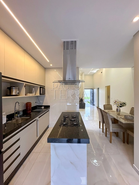 Casa térrea com piscina e quintal à venda no Condomínio Pérola do Vale em Tremembé | 3 quartos (1 suíte): 33ª foto da galeria de imagens do imóvel