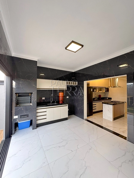 Casa térrea com piscina e quintal à venda no Condomínio Pérola do Vale em Tremembé | 3 quartos (1 suíte): 30ª foto da galeria de imagens do imóvel